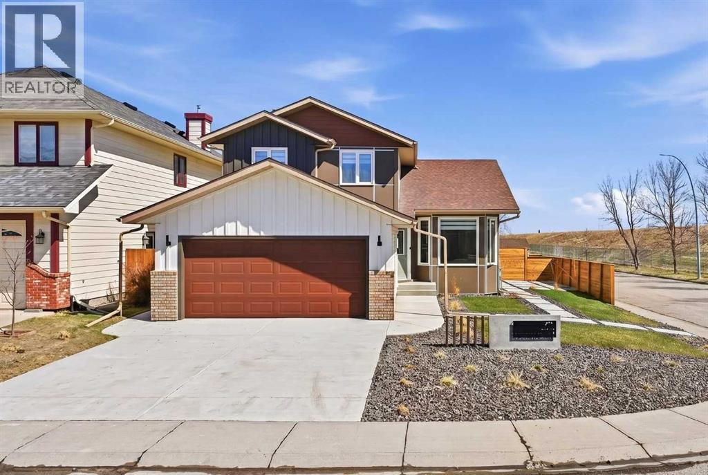 42 Sunvista Crescent SE