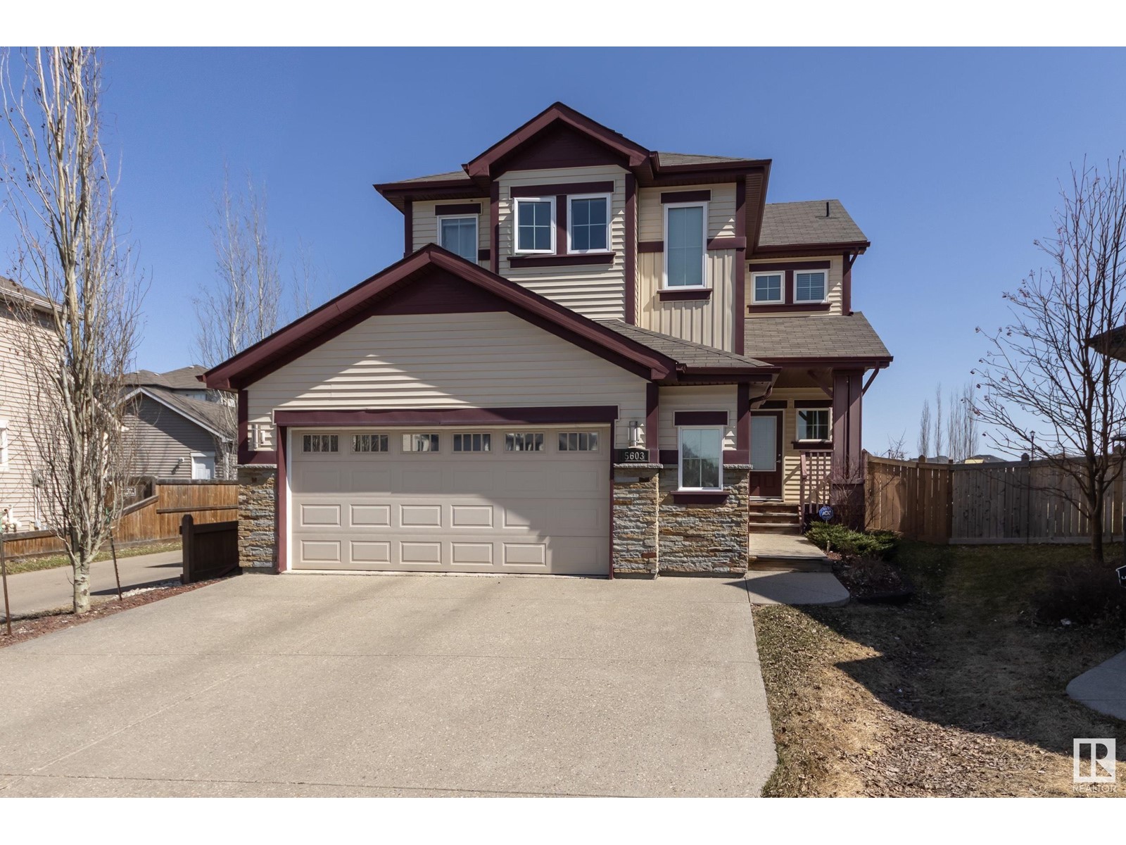 5603 18 Ave SW