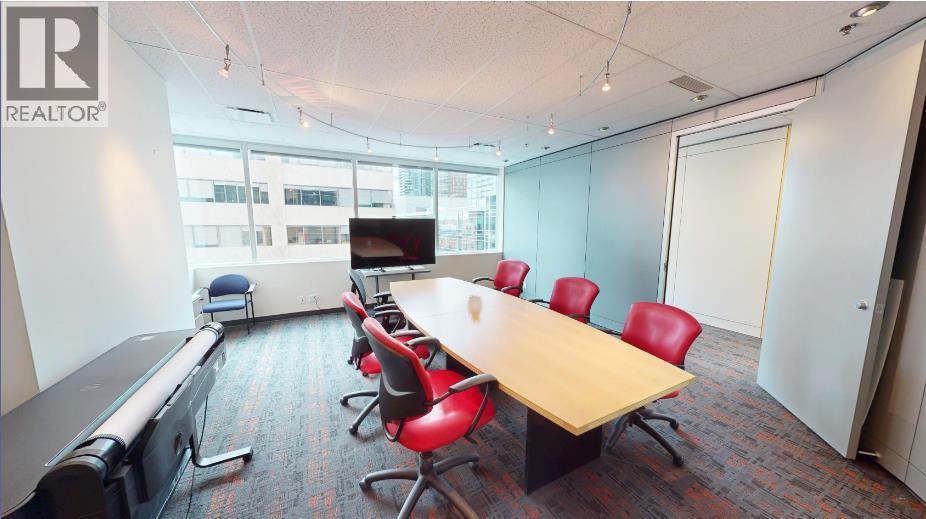 1010 & 1050, 396 11 Avenue SW