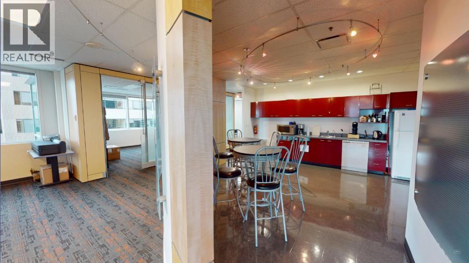 1010 & 1050, 396 11 Avenue SW