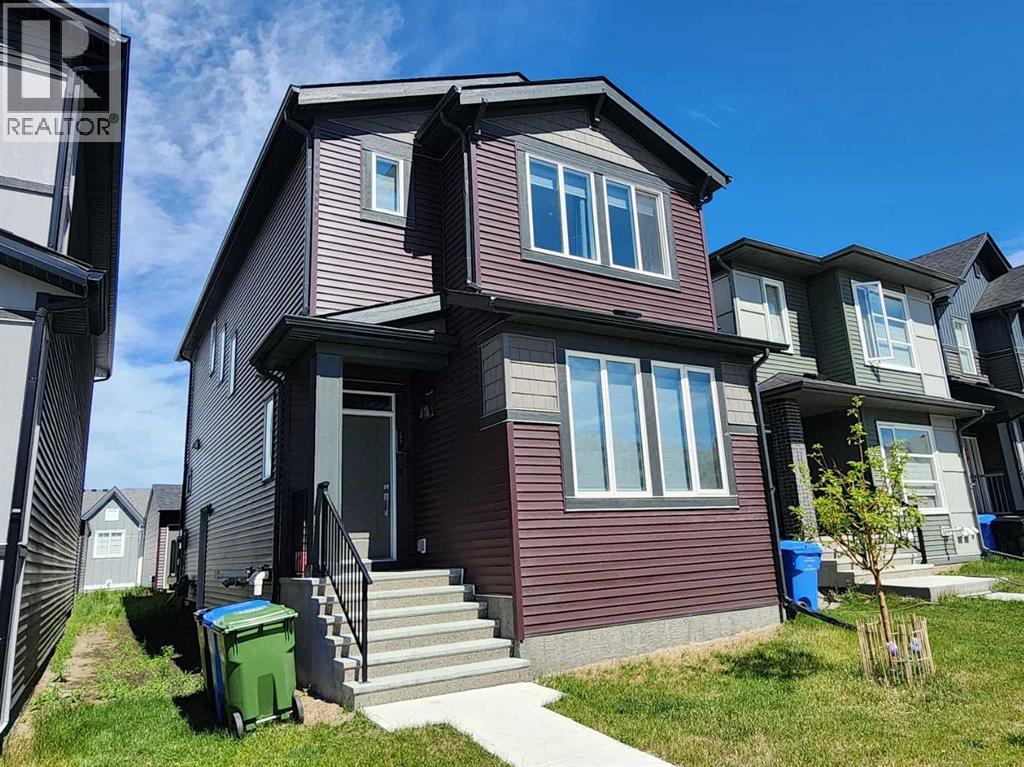 292 Lucas Boulevard NW