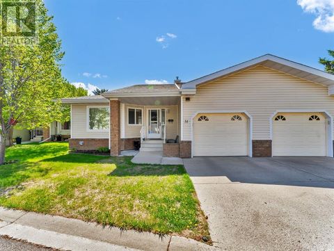 31, 459 carry Drive SE Medicine Hat AB T1B3W1