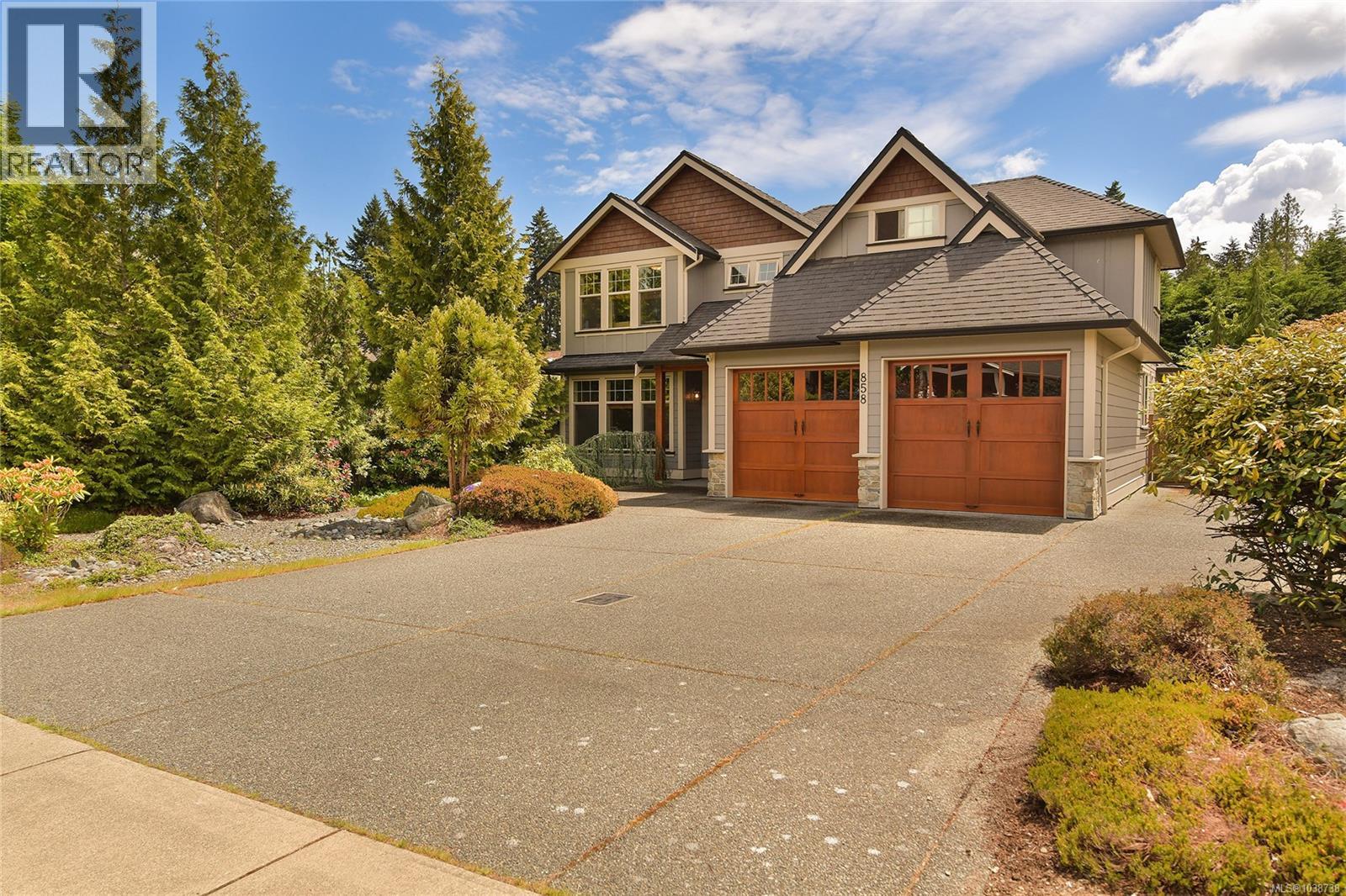 858 Bucktail Rd