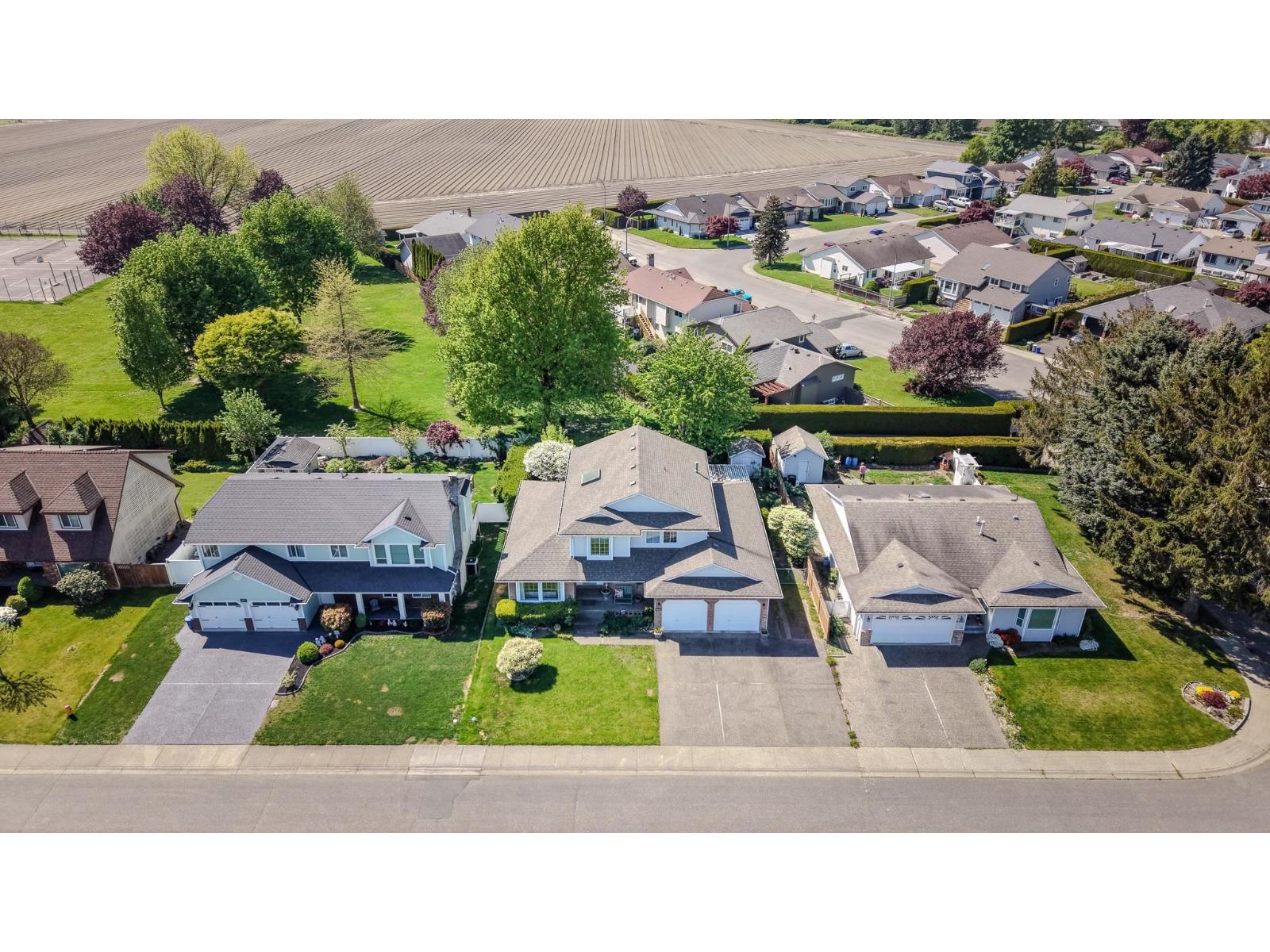 6915 COACH LAMP DRIVE|Sardis West Vedder