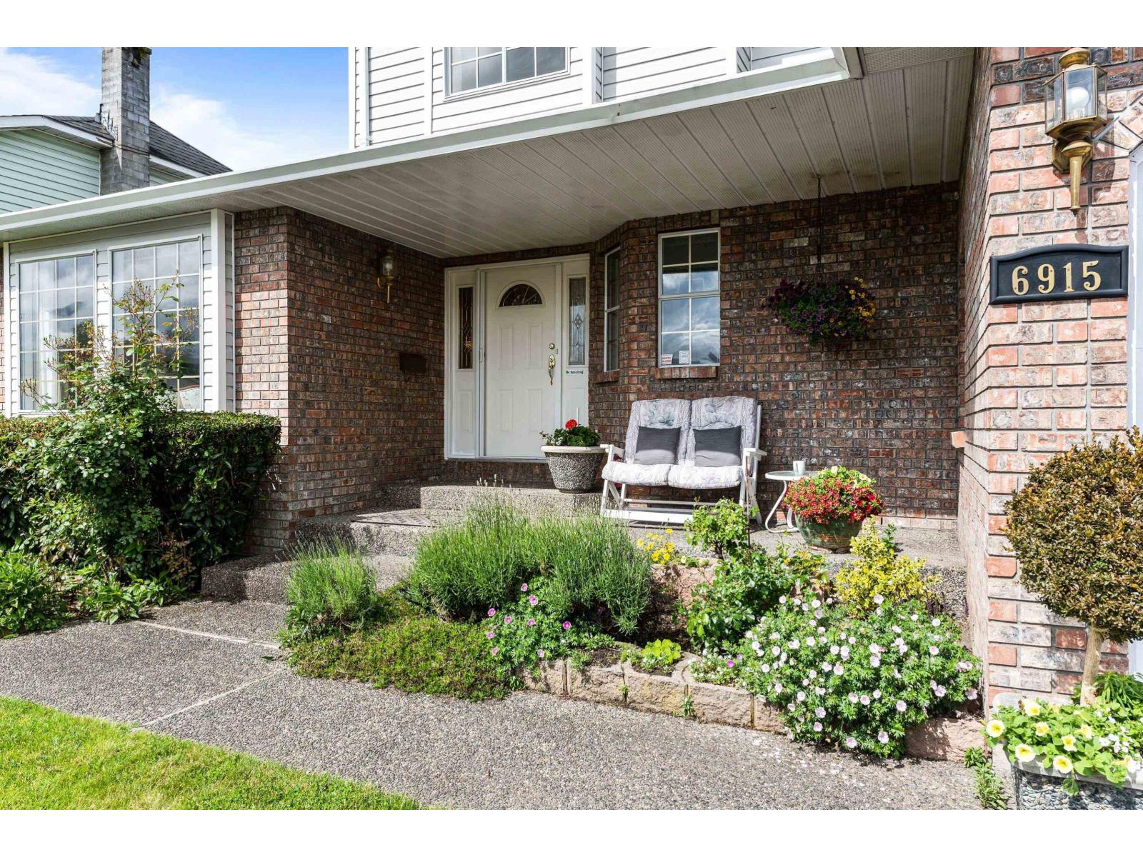6915 COACH LAMP DRIVE|Sardis West Vedder