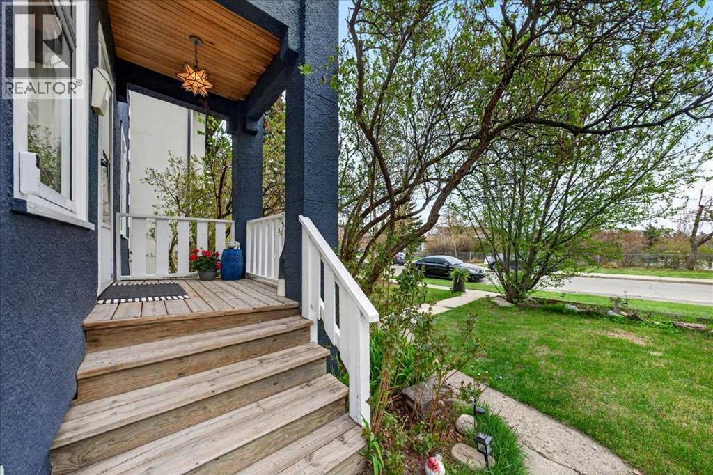 2013 26 Street SW