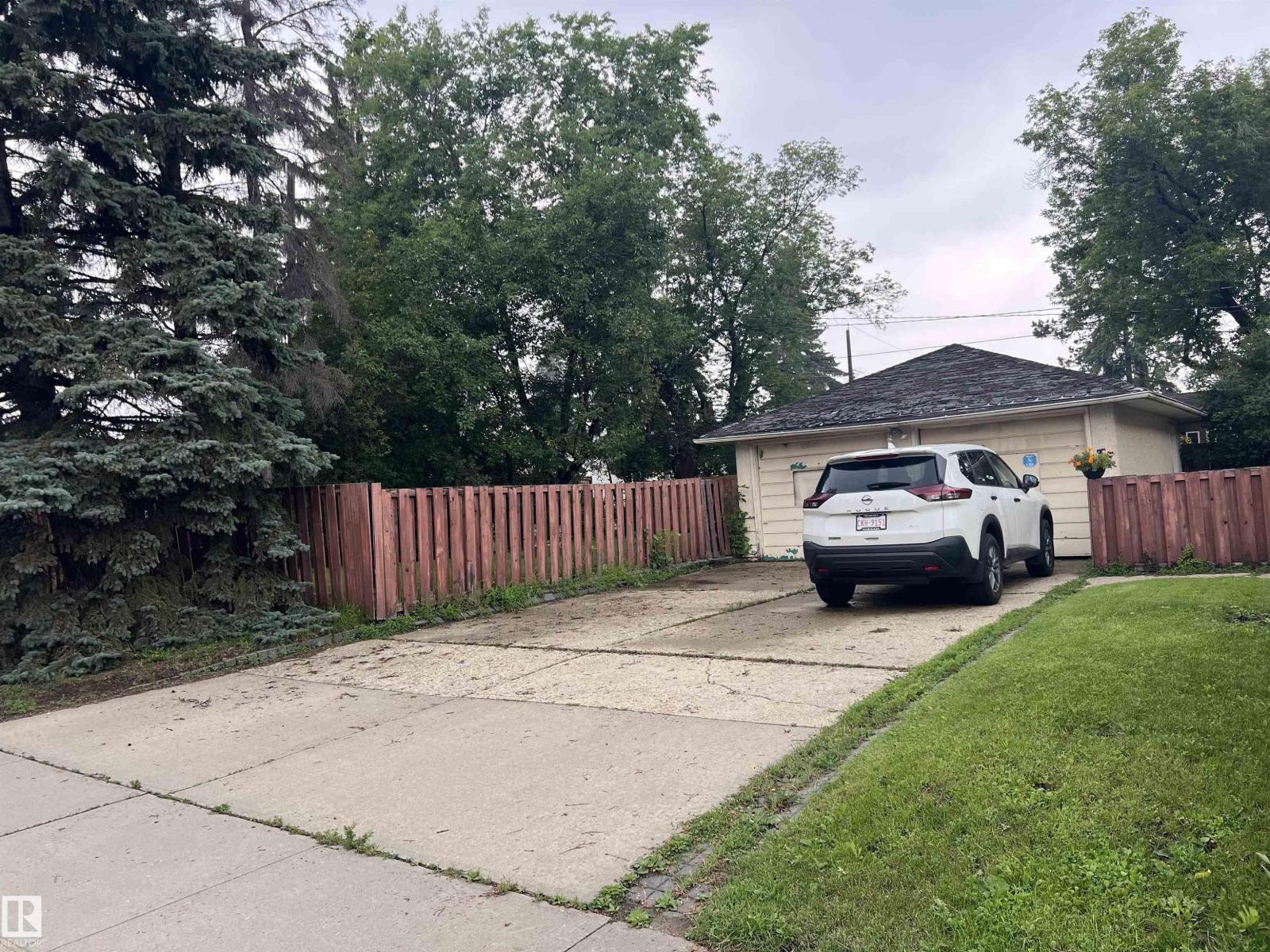 14504 95A AV NW