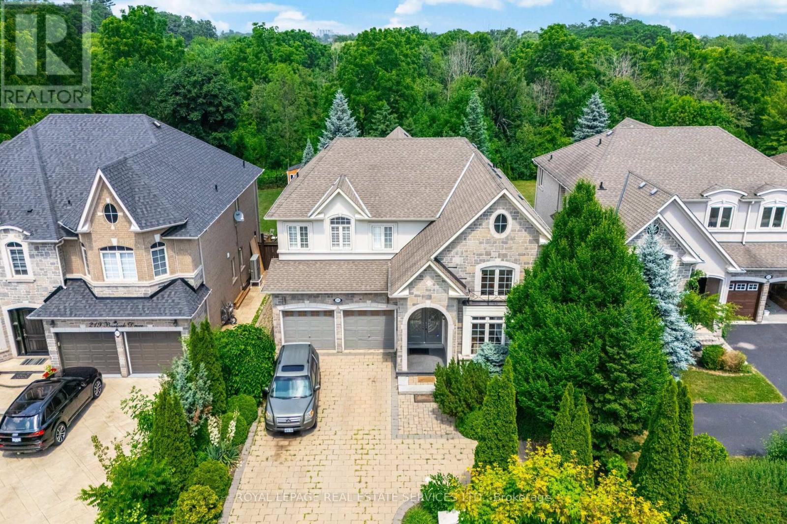 215 BURLOAK DRIVE