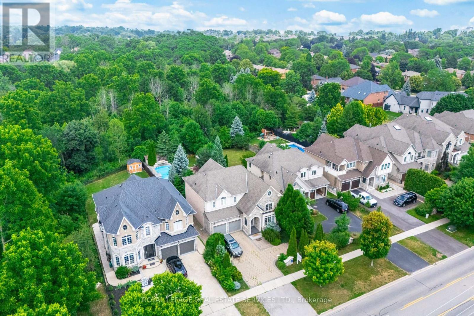 215 BURLOAK DRIVE