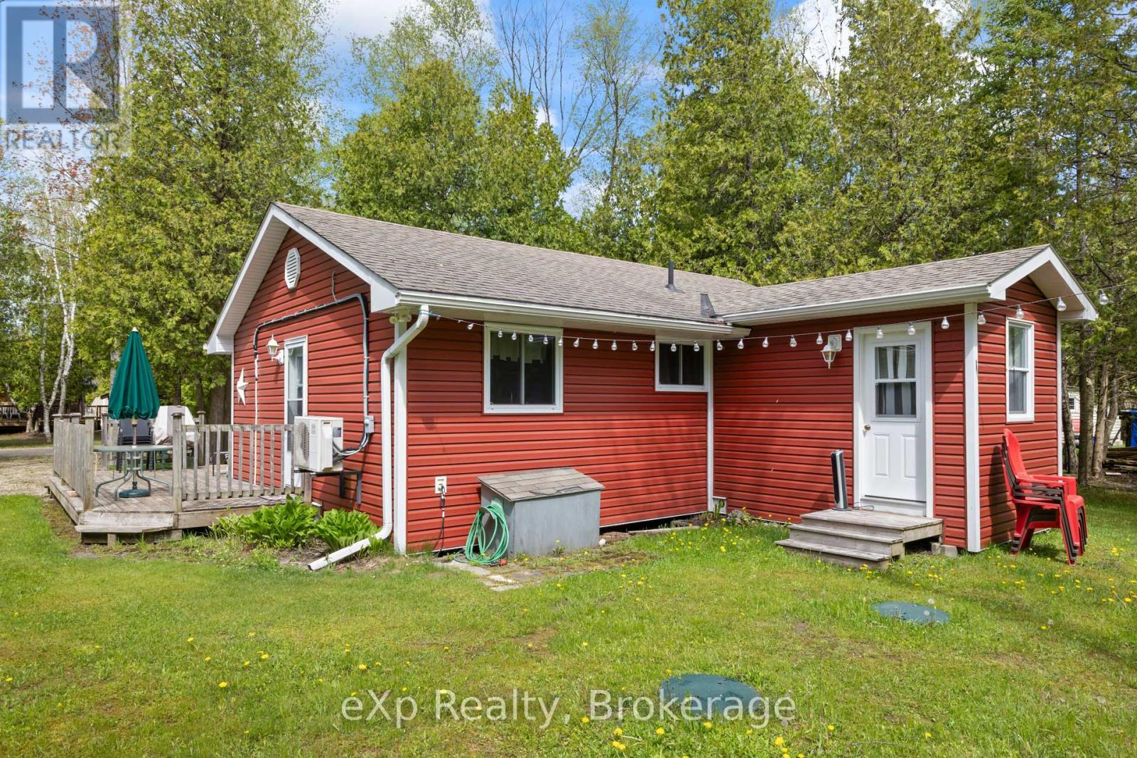 26 MOHAWK DRIVE
