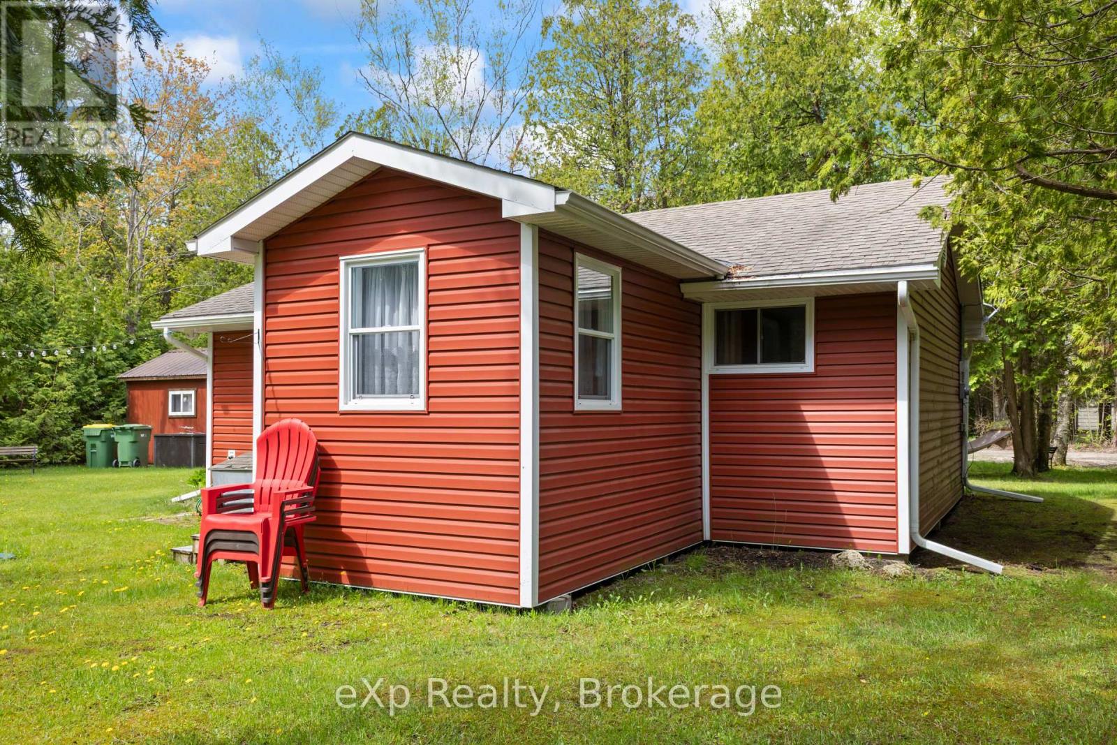 26 MOHAWK DRIVE