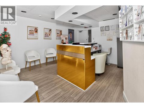 12085 CONFIDENTIAL North Vancouver BC V0V0V0