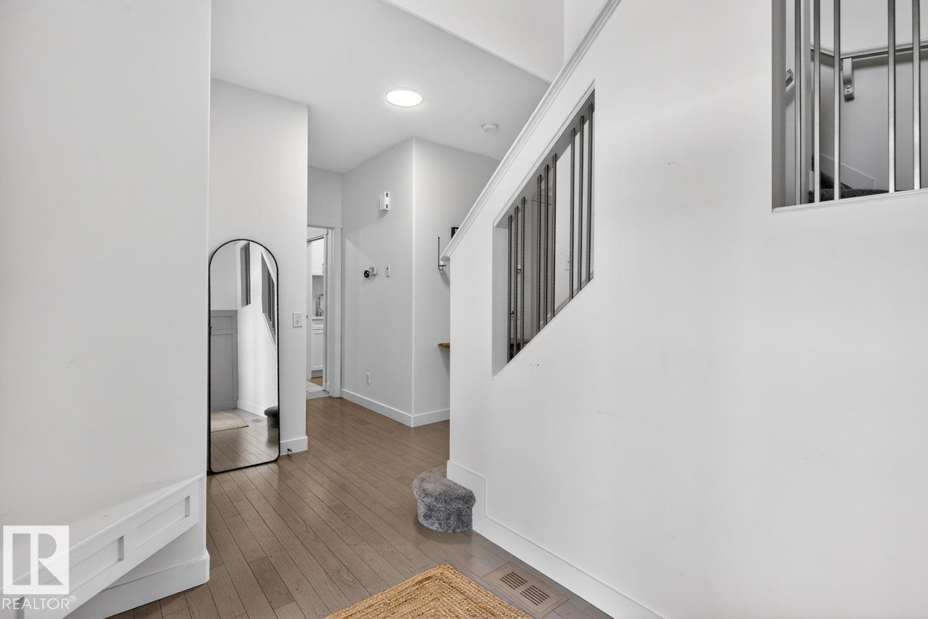 7583 ELLESMERE WY