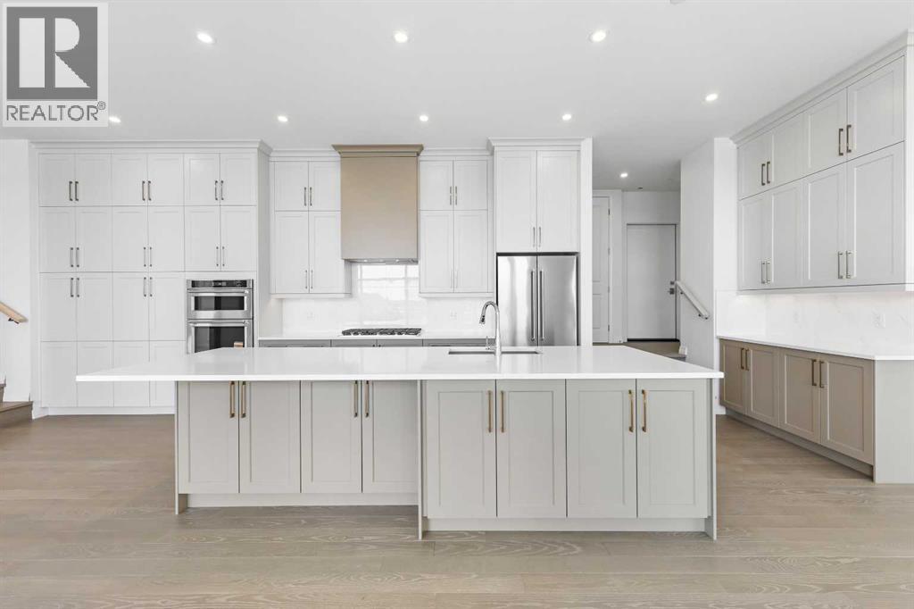 101, 140 Marina Cove SE