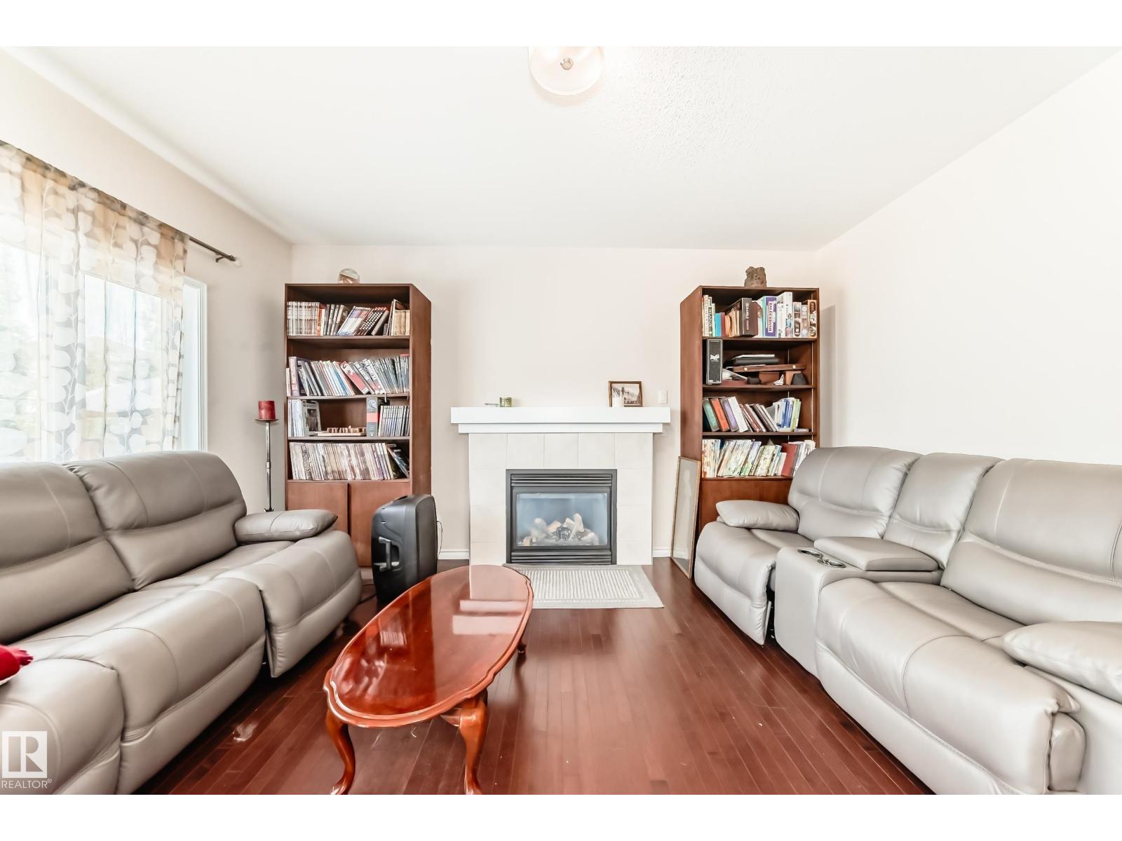 8730 180A AV NW