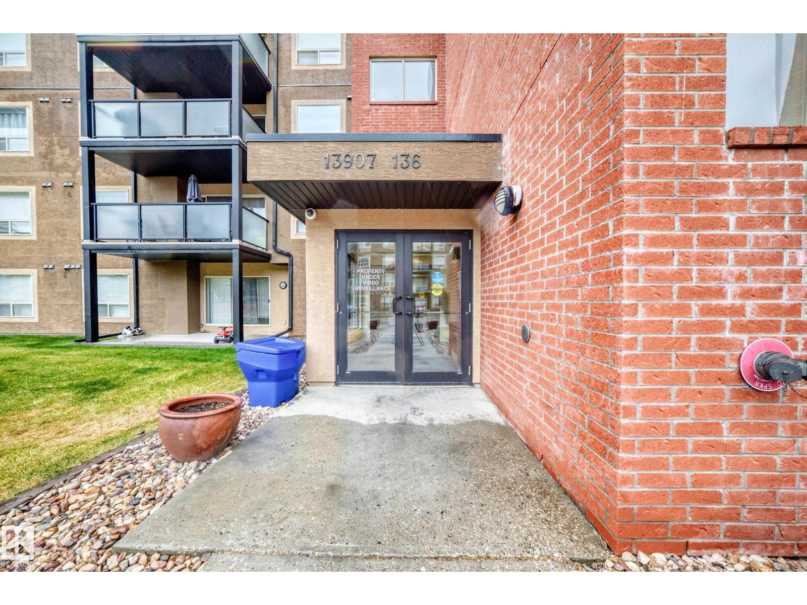 #102 13907 136 ST NW NW