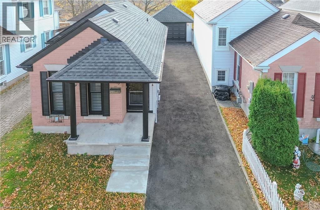 133 WAKE ROBIN Drive