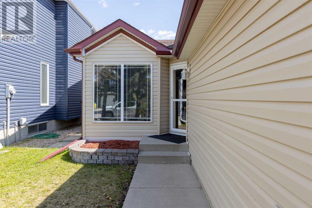 107 Somercrest Gardens SW