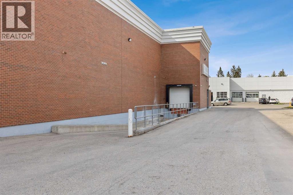 67 Glenbrook Place SW