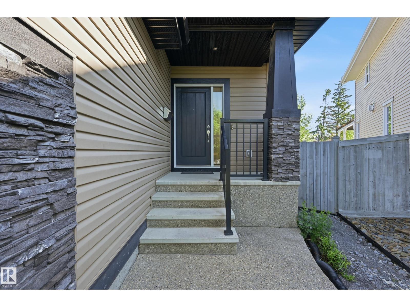 629 ORTONA WY NW