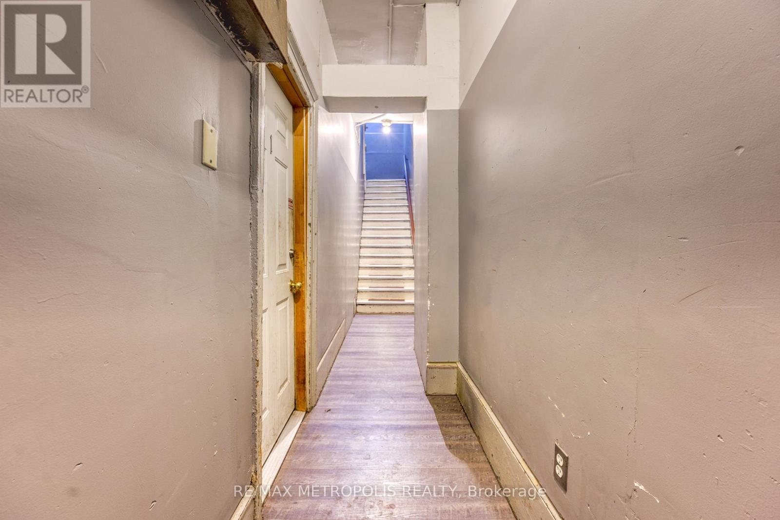 130-132 FORSYTH STREET S