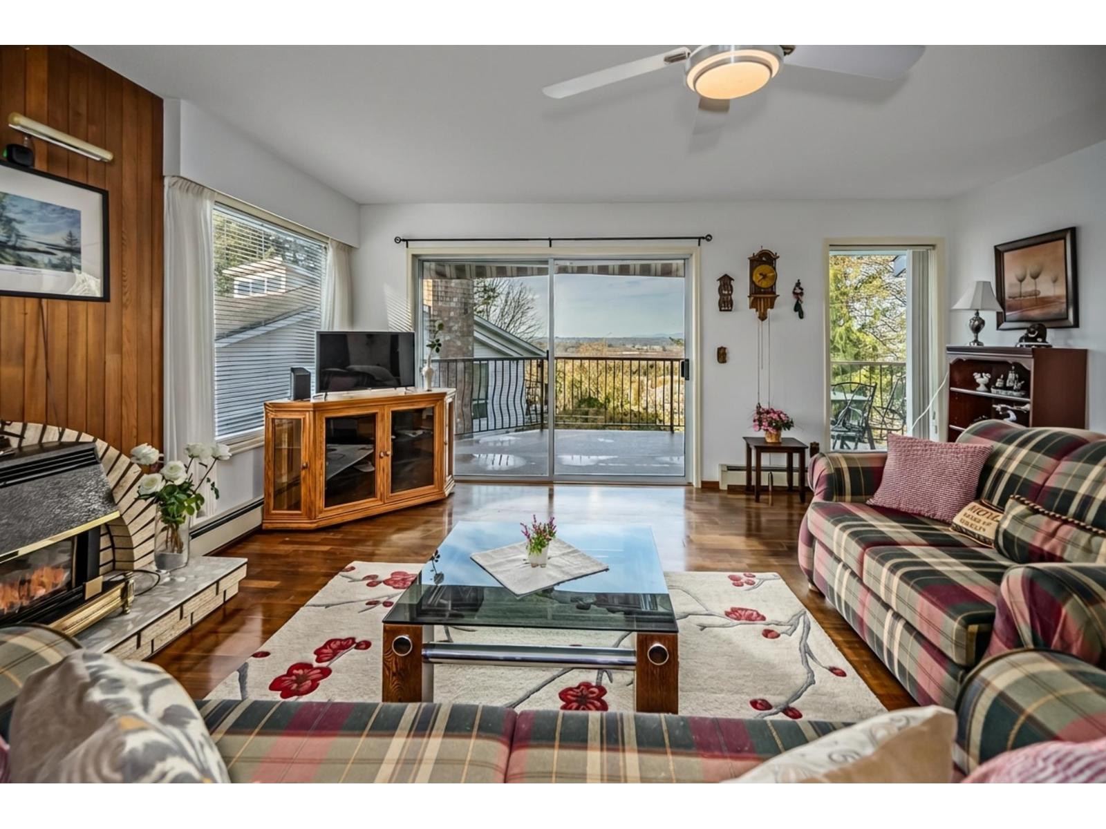 2 3632 BULKLEY STREET