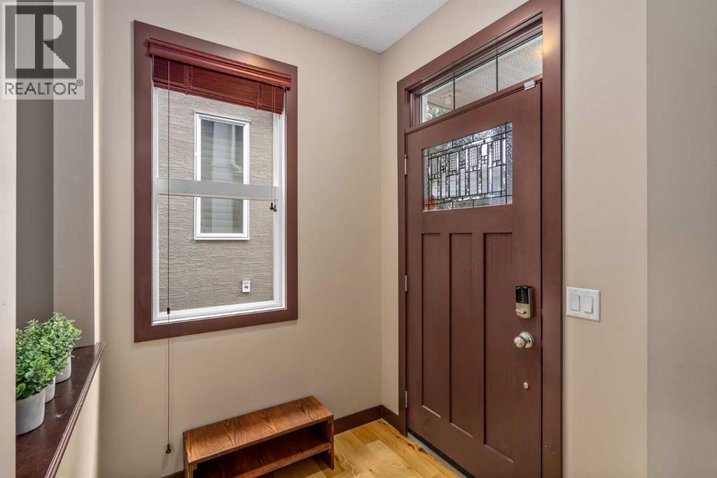 26 Mahogany Green SE