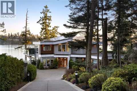 2355 Tryon Rd North Saanich BC V8L5H8