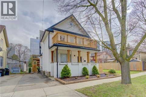 67 LOUISA Street Kitchener ON N2H5L9