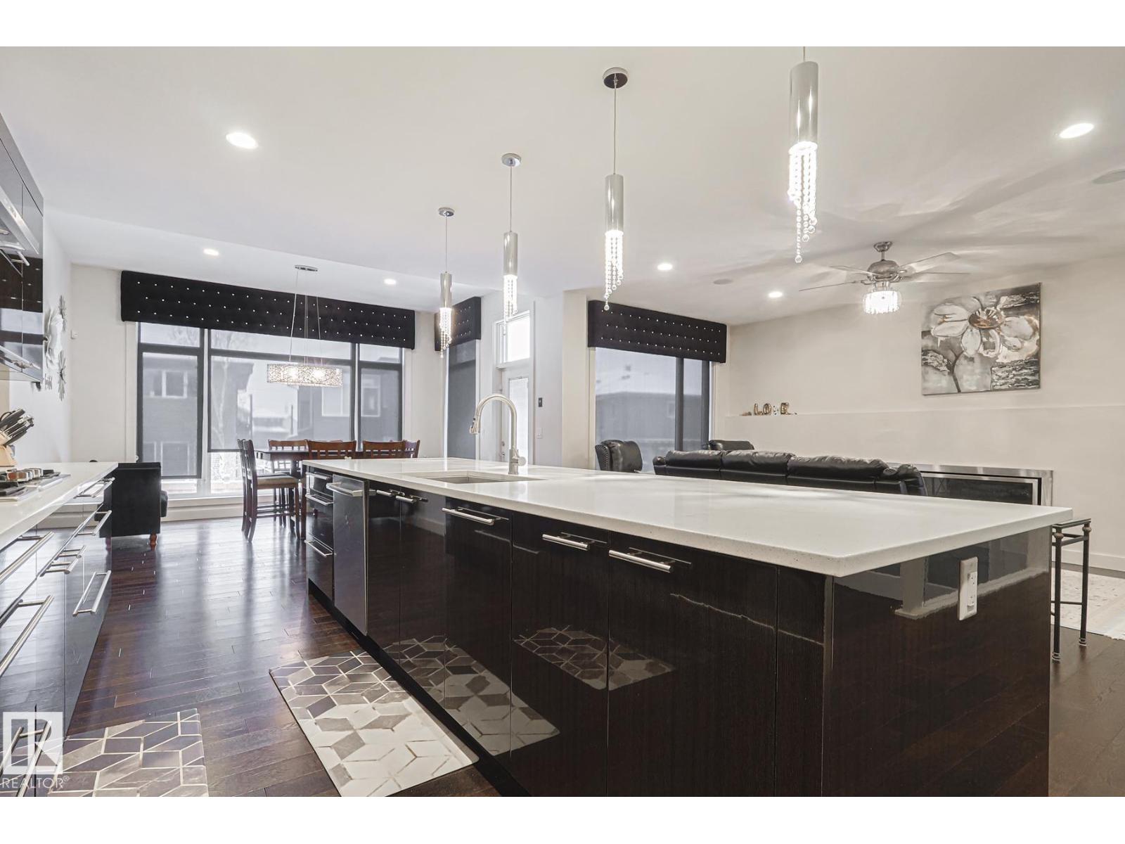 1116 HAINSTOCK GREEN GR SW