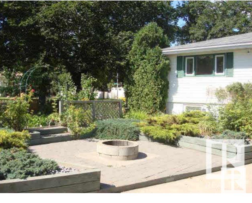 12339 89 ST NW