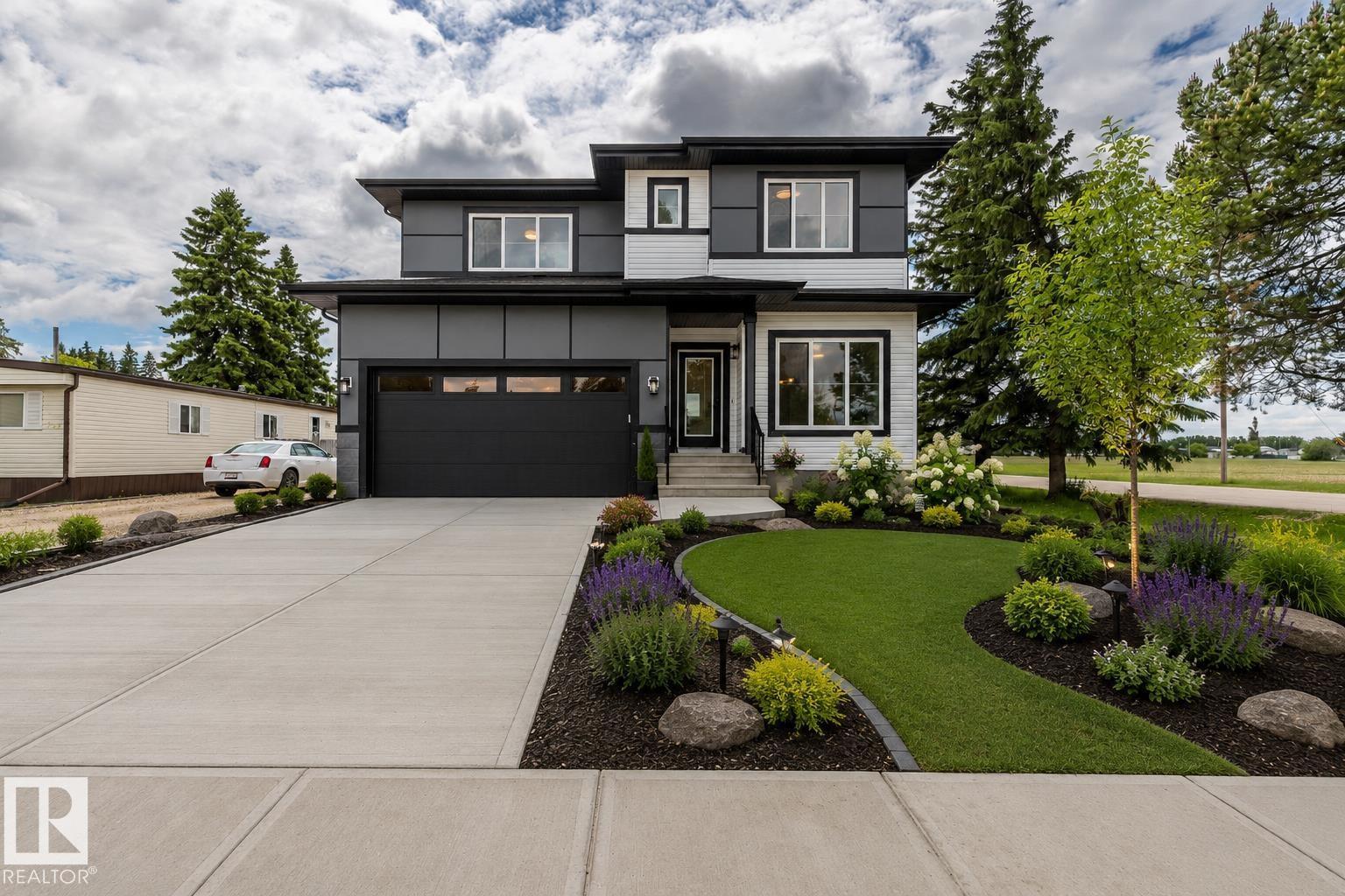 5023 47ave