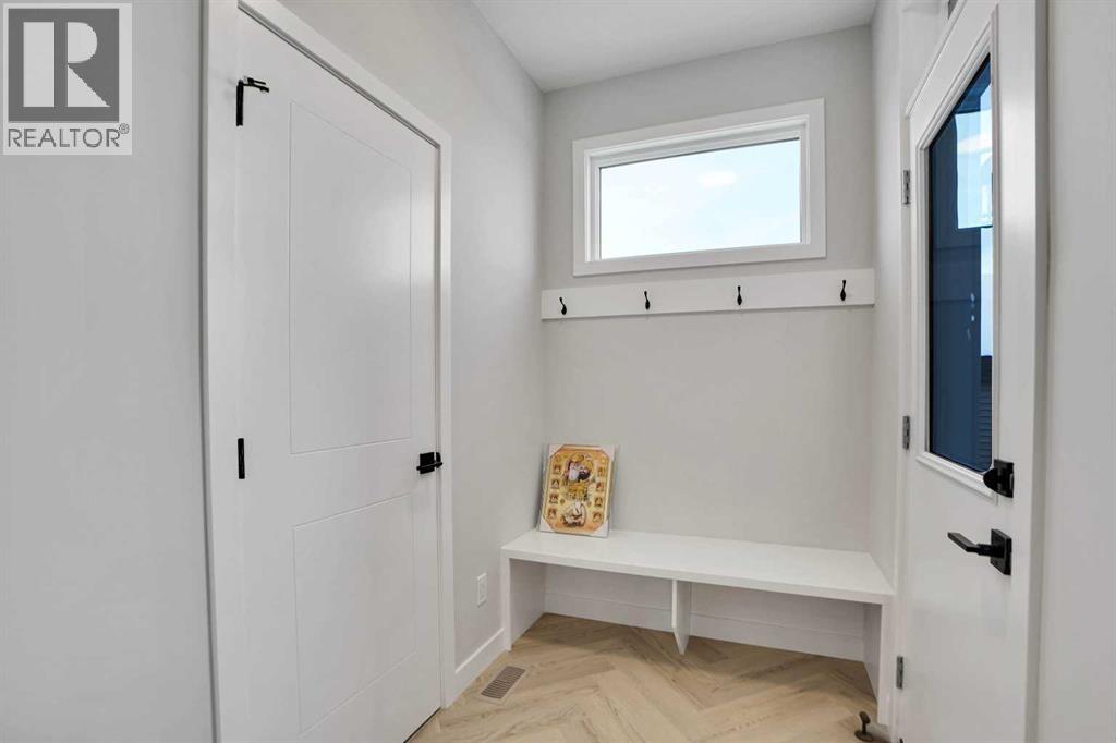 144 Cobblestone Gate SW