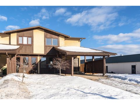 8660 27 AV NW Edmonton AB T6K2X4