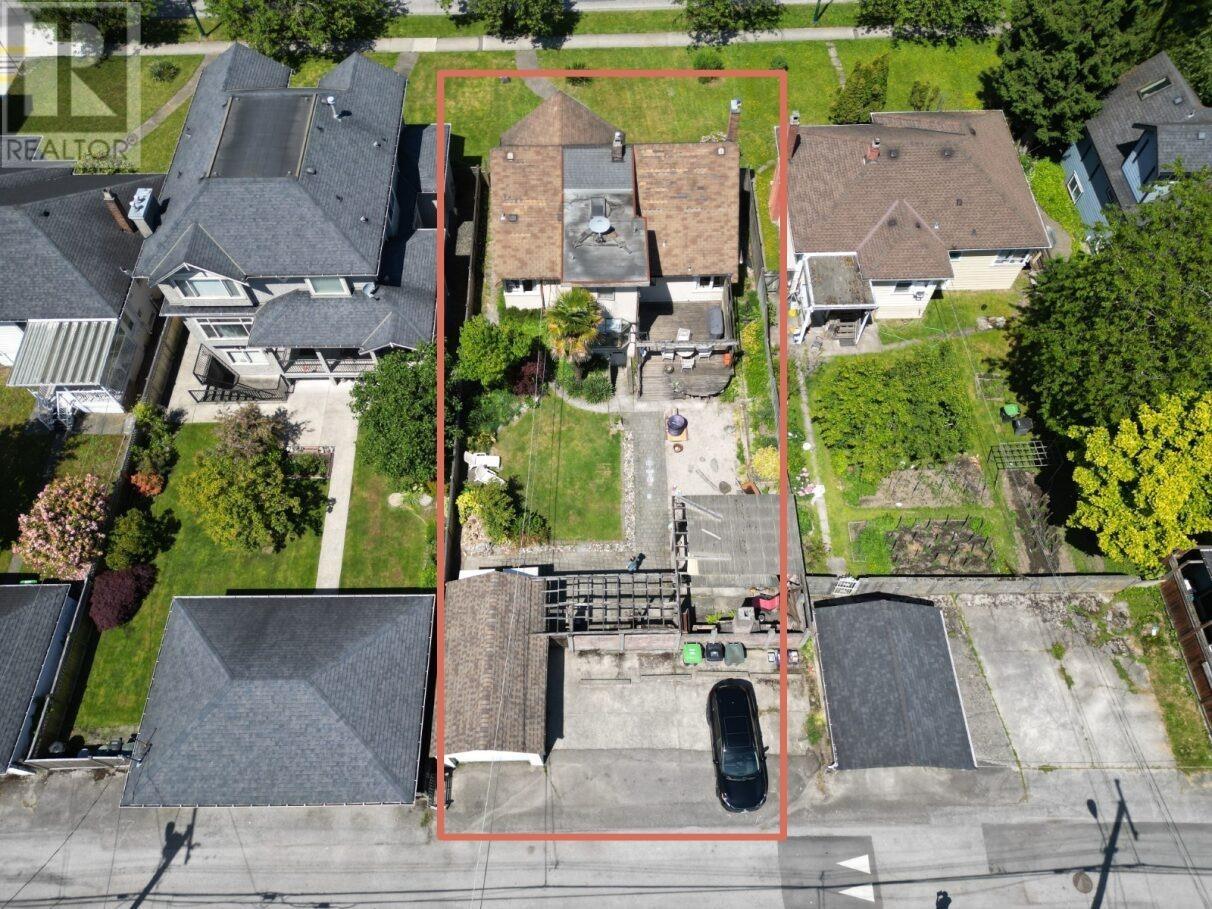158 W KING EDWARD AVENUE