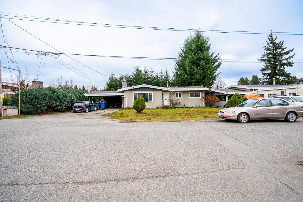 2130 SANDALWOOD CRESCENT