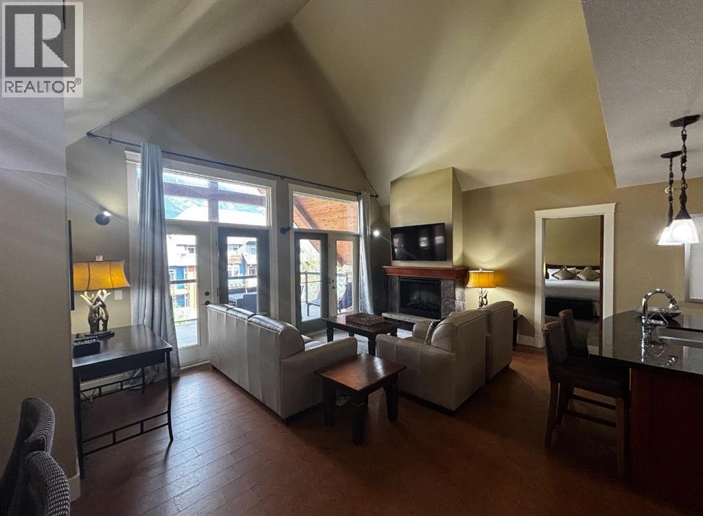 413J, 173 Kananaskis Way