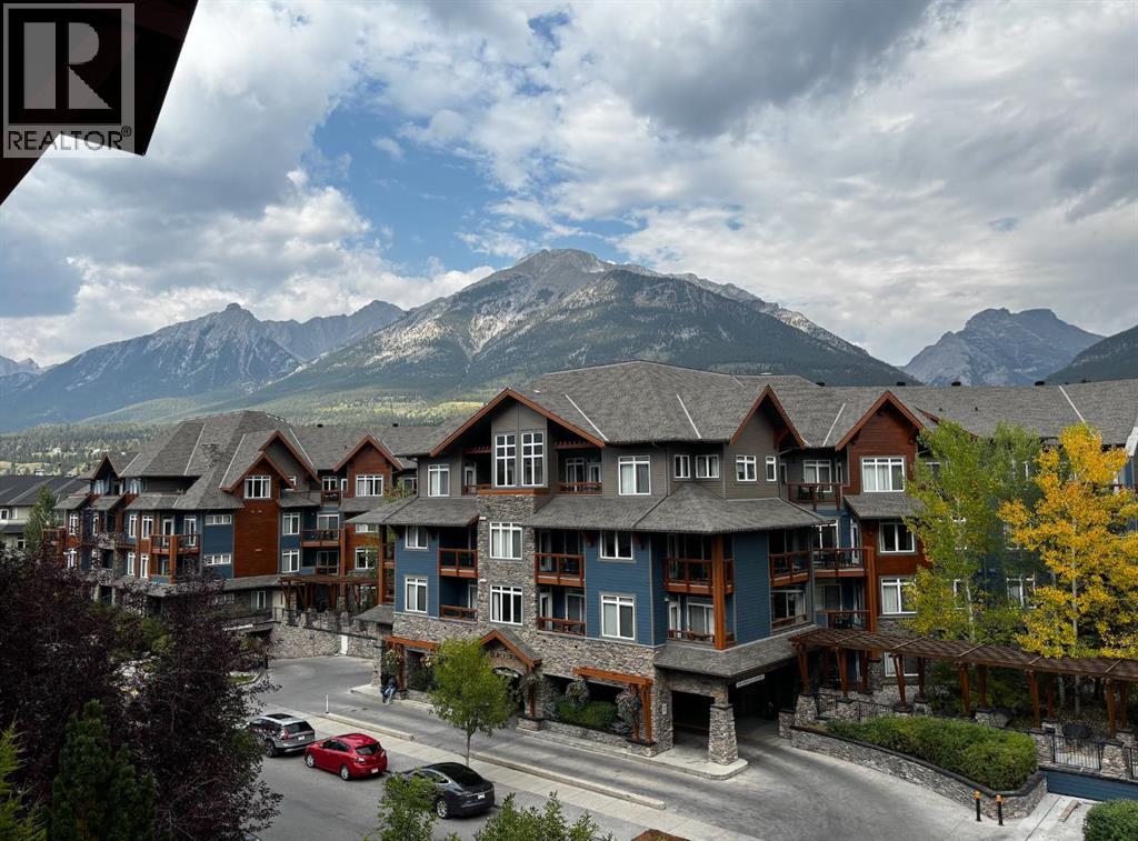 413J, 173 Kananaskis Way