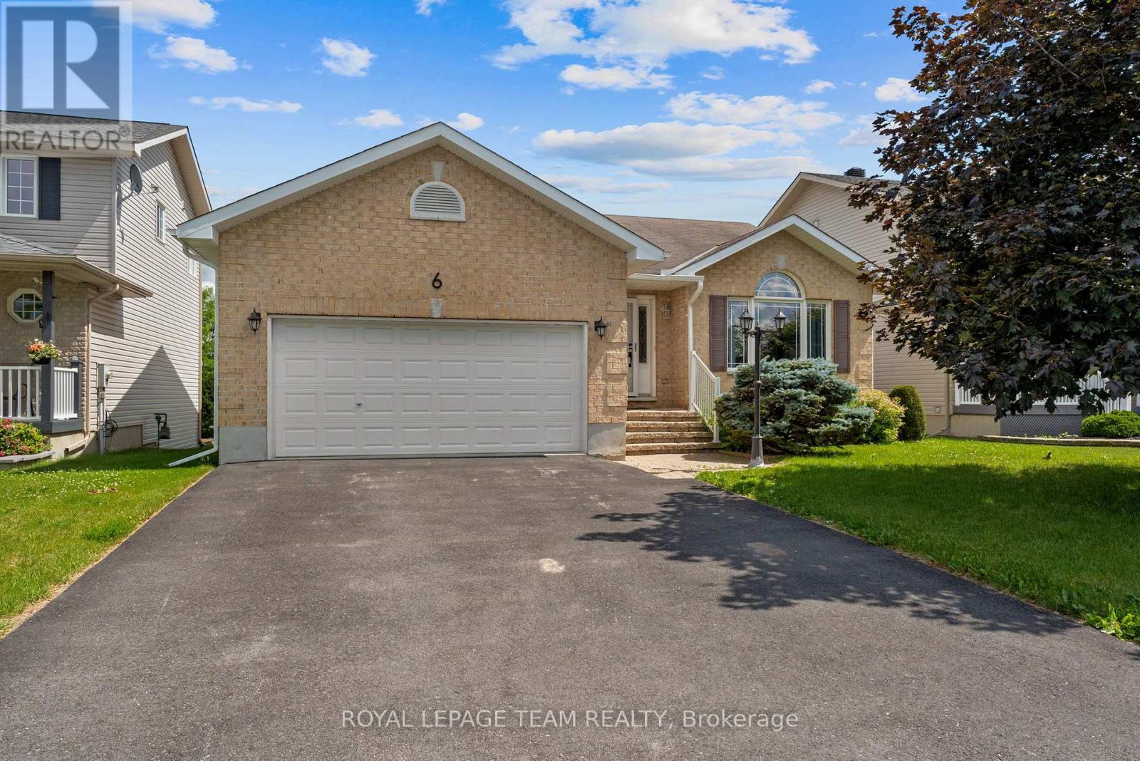 6 STONEHAVEN WAY