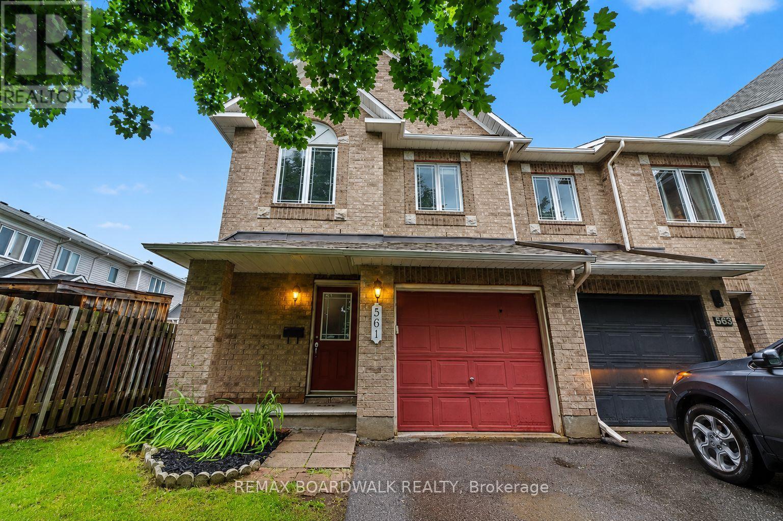 561 AQUAVIEW DRIVE