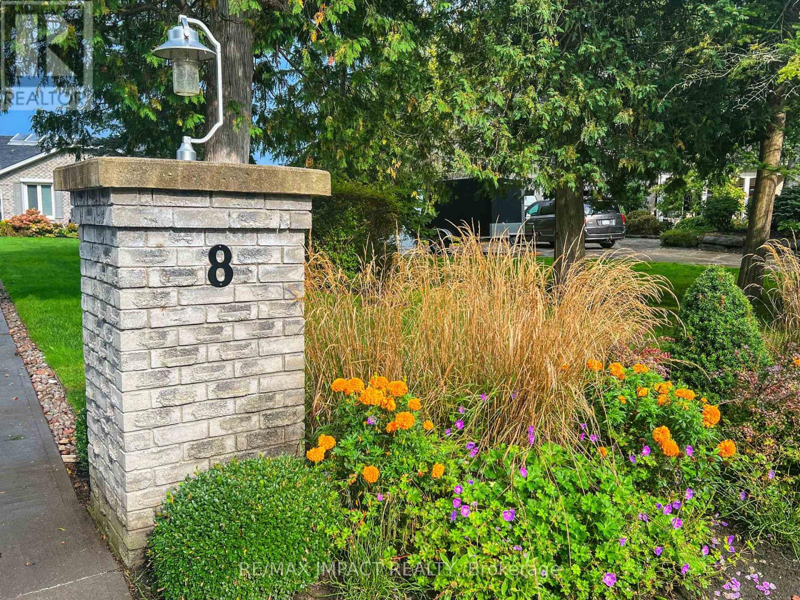 8 SYLVAN COURT