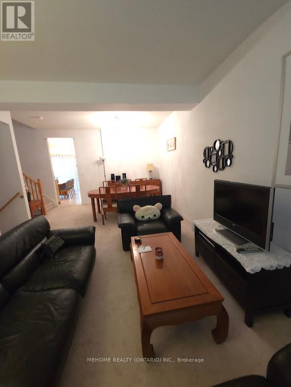 6 - 15 ST MORITZ WAY