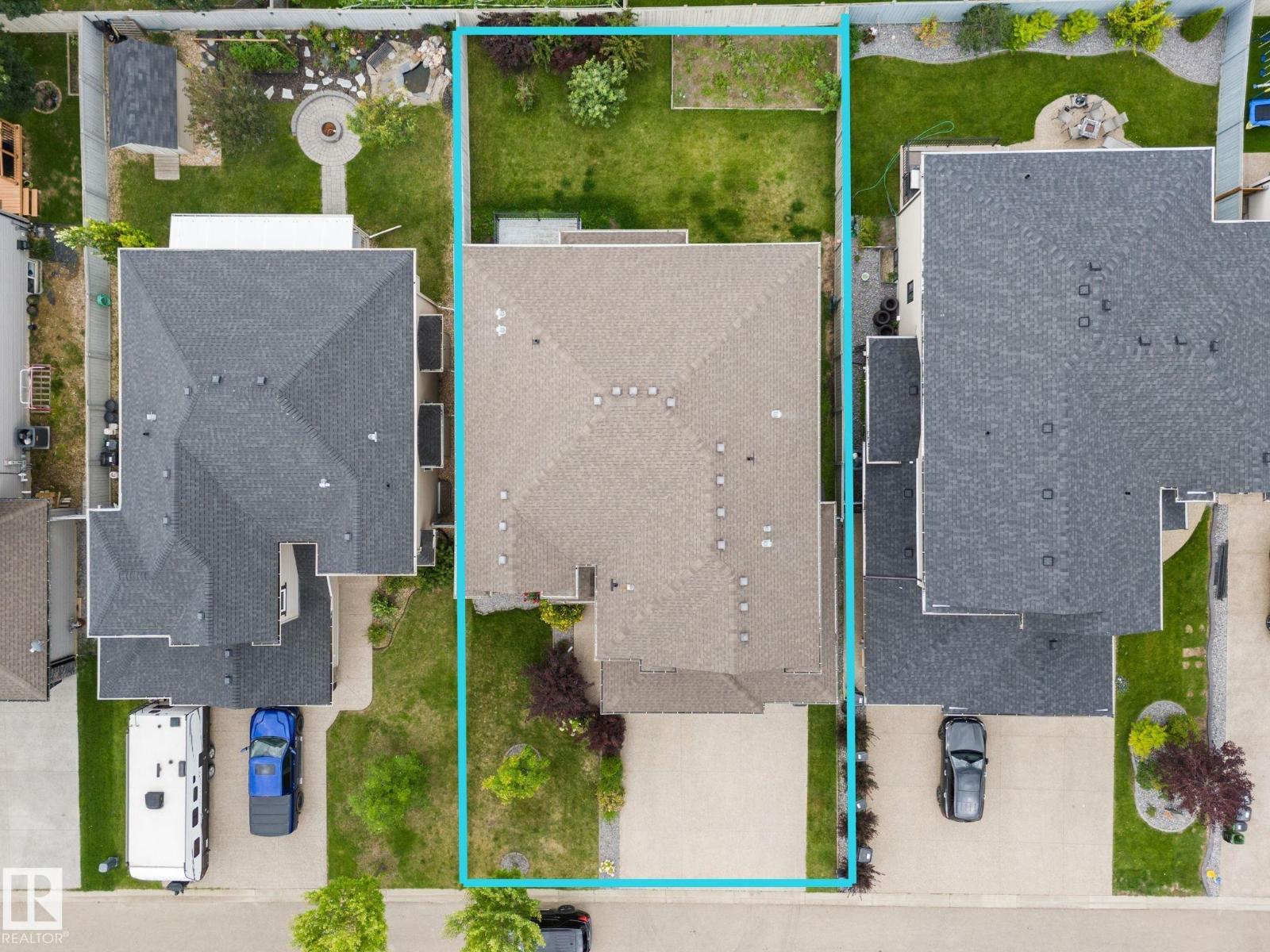 1721 ADAMSON CRESCENT SW