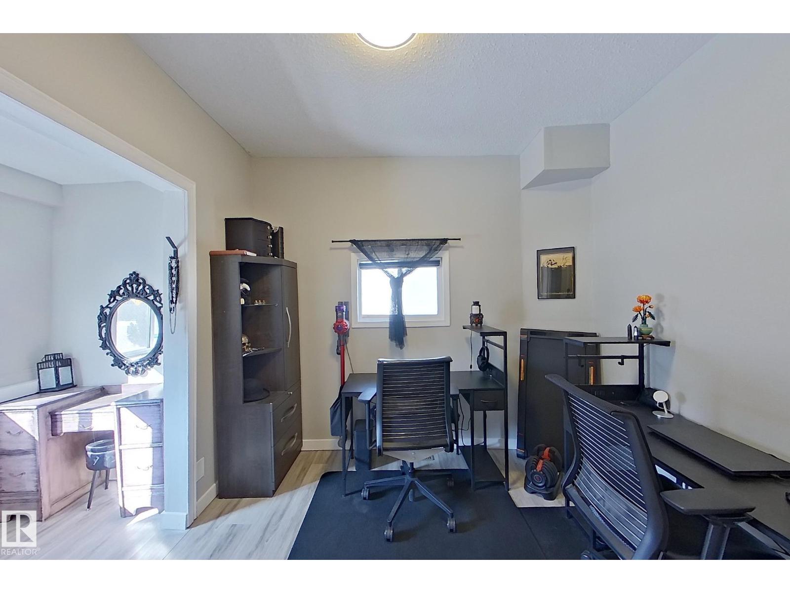 9328 106A AV NW
