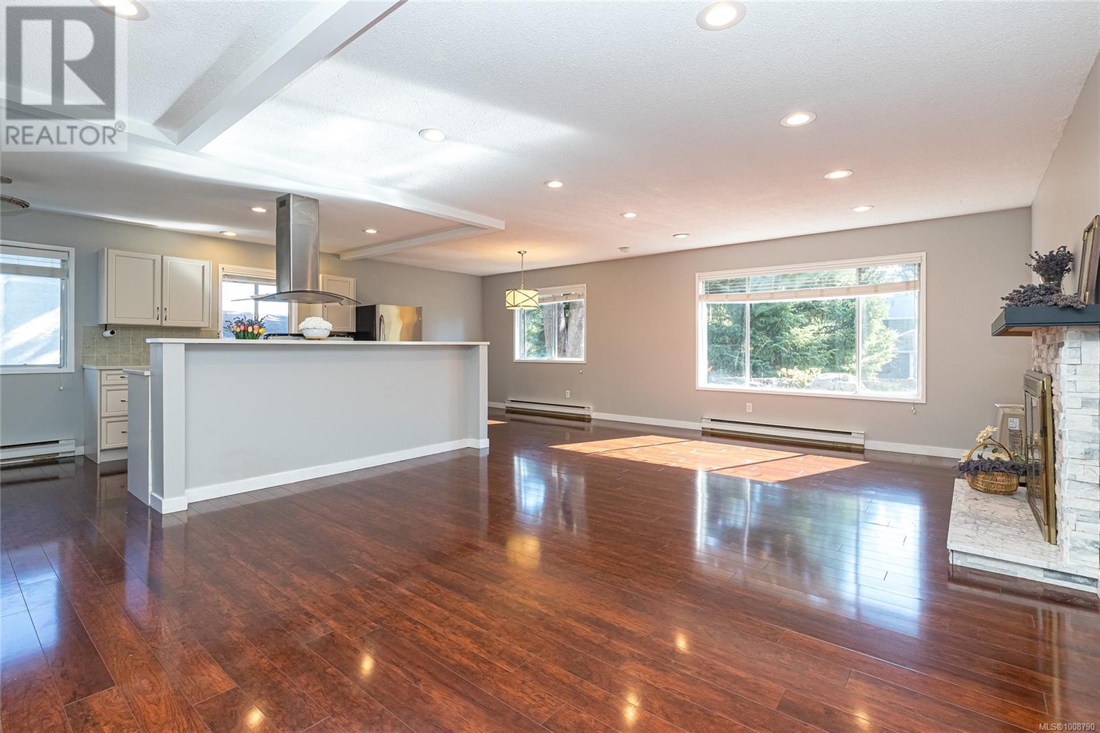 4166 Crosshaven Close