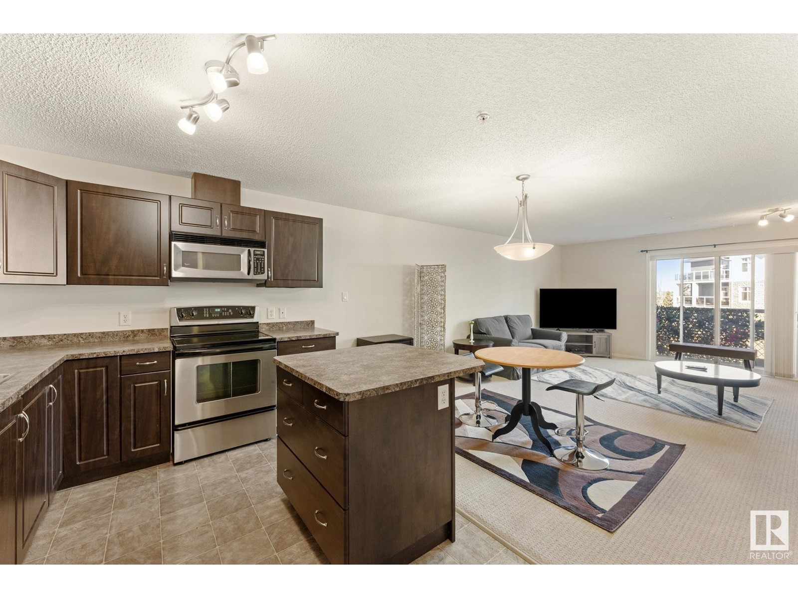 #334 16035 132 ST NW