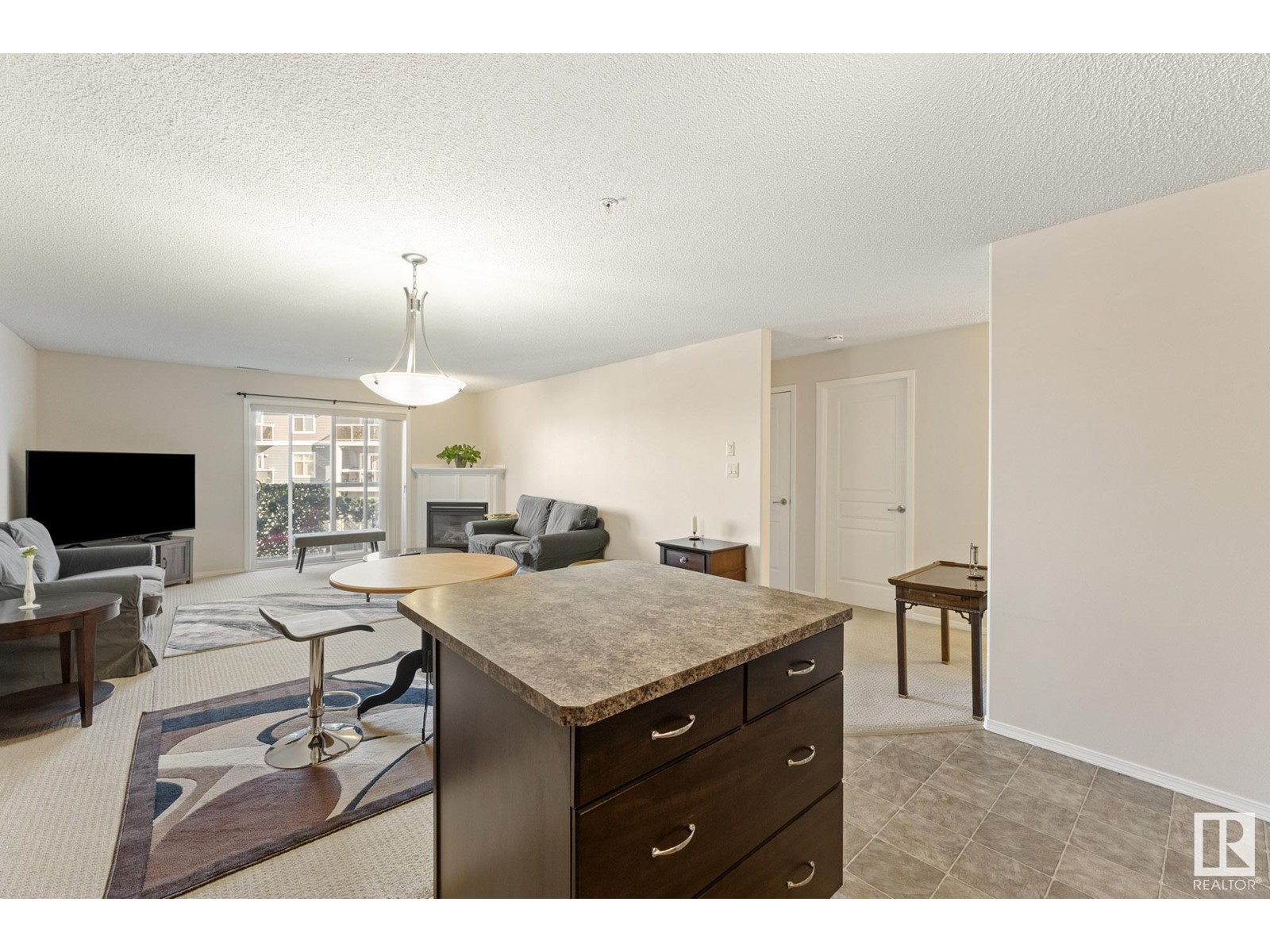 #334 16035 132 ST NW
