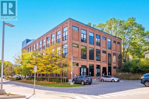 101 - 24 CEDAR STREET Cambridge ON N1S0B2