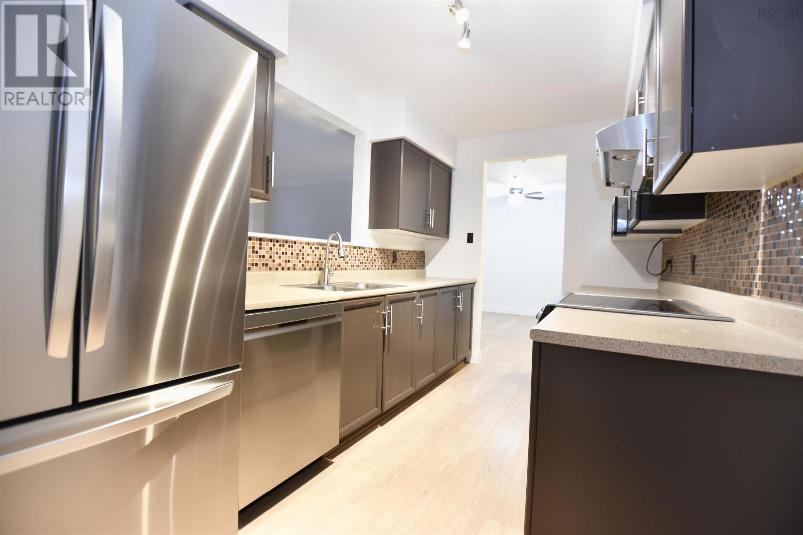 300 5230 Tobin Street