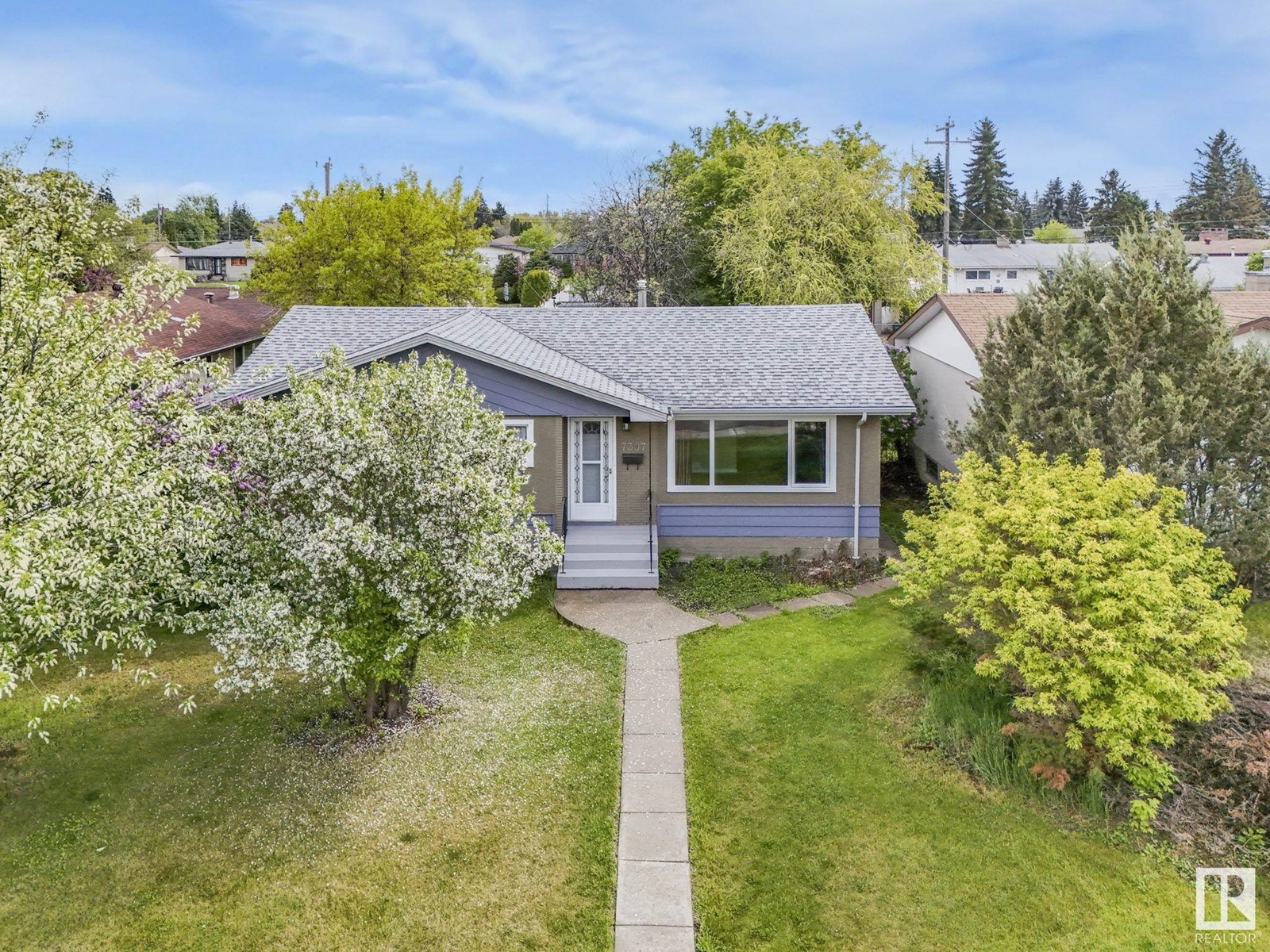 7307 130A AV NW